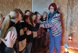 5.klašu skolēni 6.oktobrī apmeklēja Laucienes strausu fermu.