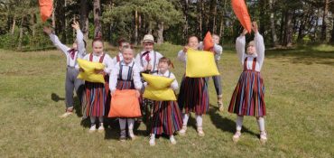 Koncerts “Pa ceļam” piedalāsarī mūsu – Talsu pamatskolas deju kolektīvs “Žuburiņš”