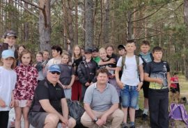 Latvijas Zaļas kustības un Talsu novada Bērnu un jauniešu centra rīkotajā “Mērsraga pelēkās kāpas sakopšanas talka”.